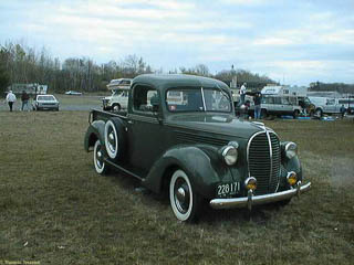 1939 Ford commercial (1/2 ton pickup truck) seen from the front)